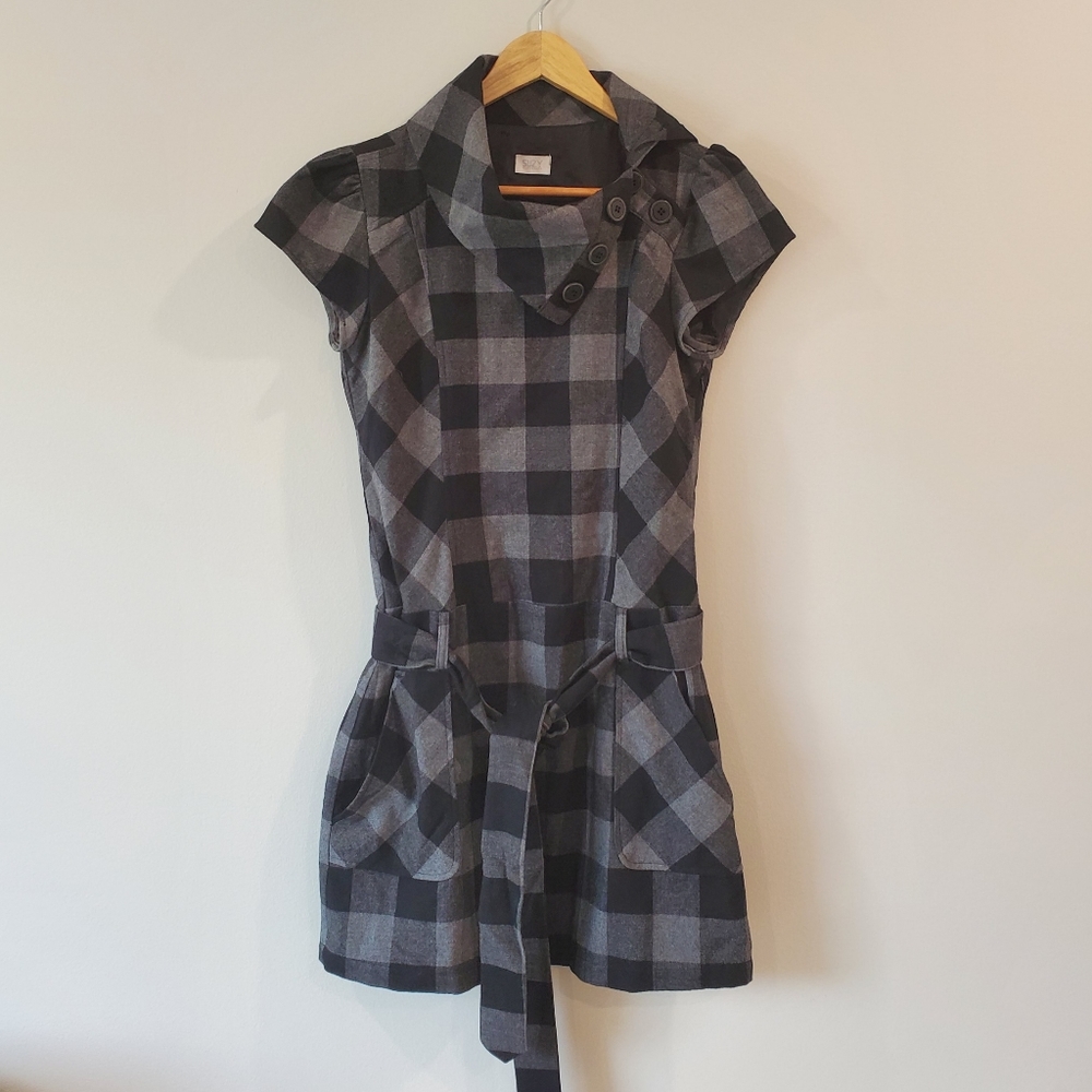 NWOT Suzy Shier mini dress with asymmetrical collar, size M, black & grey plaid